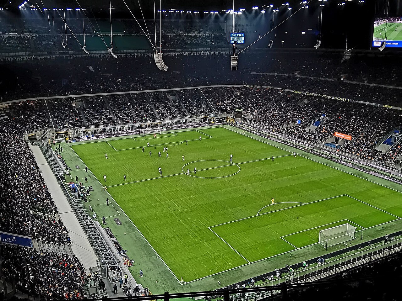 Arhivska fotografija stadiona San Siro u Milanu tokom utakmice Inter – Komo (2024).