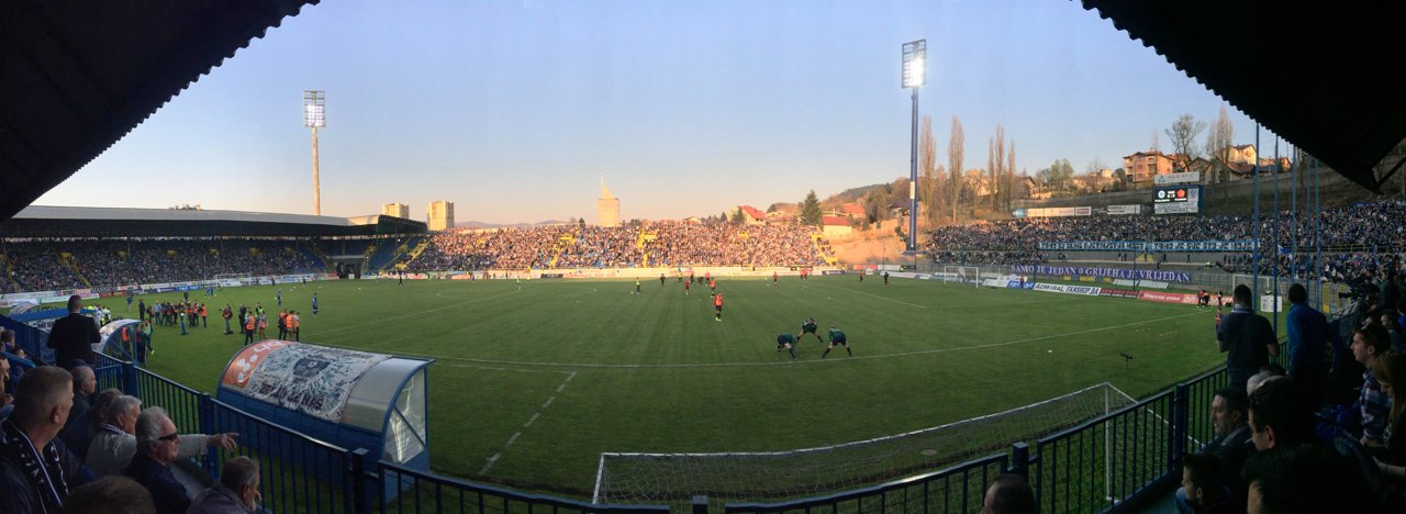 Arhivski panoramski pogled na stadion Grbavica u Sarajevu iz 2017. godine.